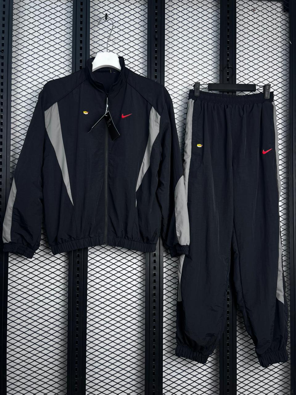 Colour-Block Zip-Up Tracksuit Set – Inspired by Nike
