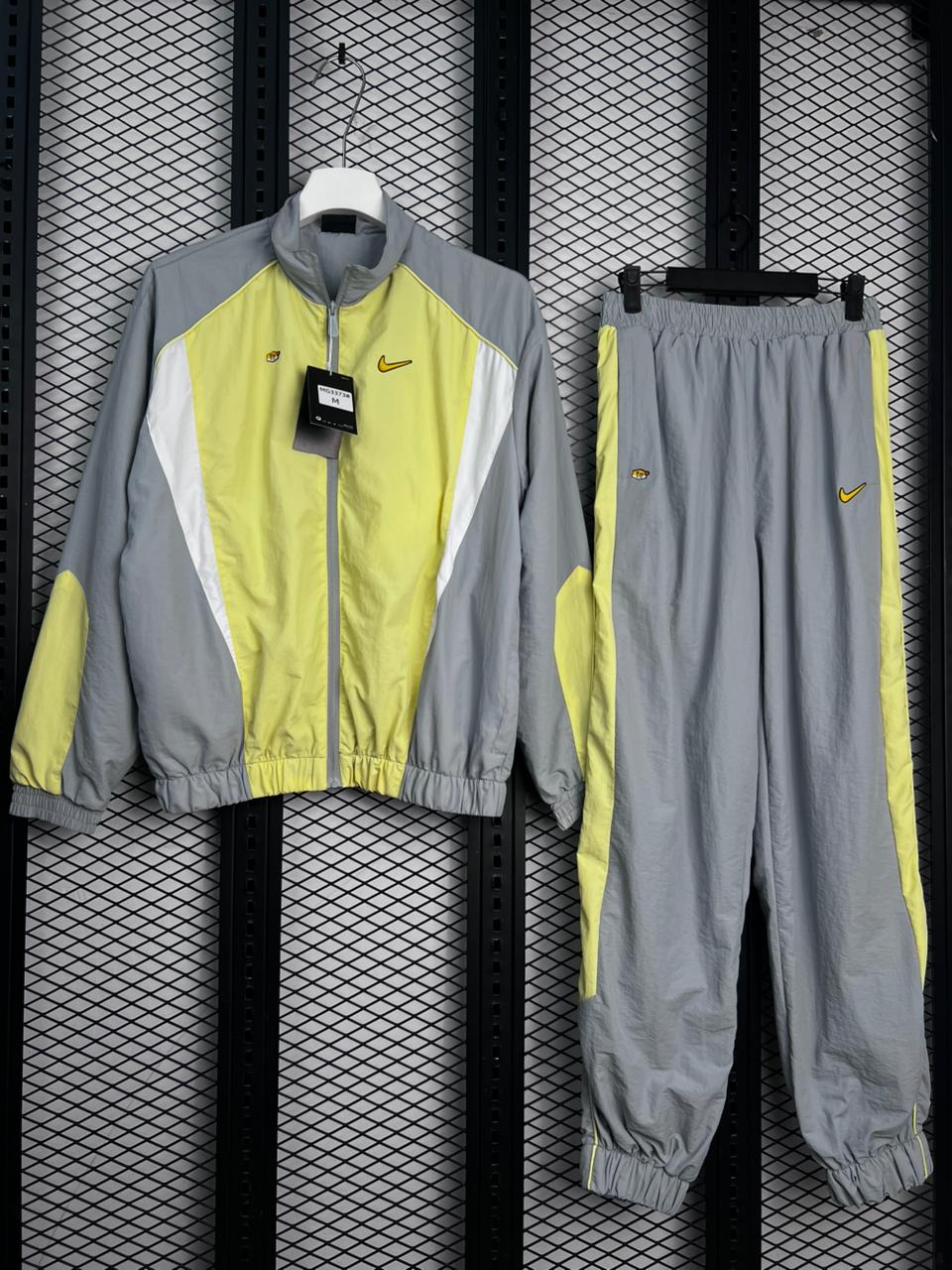 Colour-Block Zip-Up Tracksuit Set – Inspired by Nike