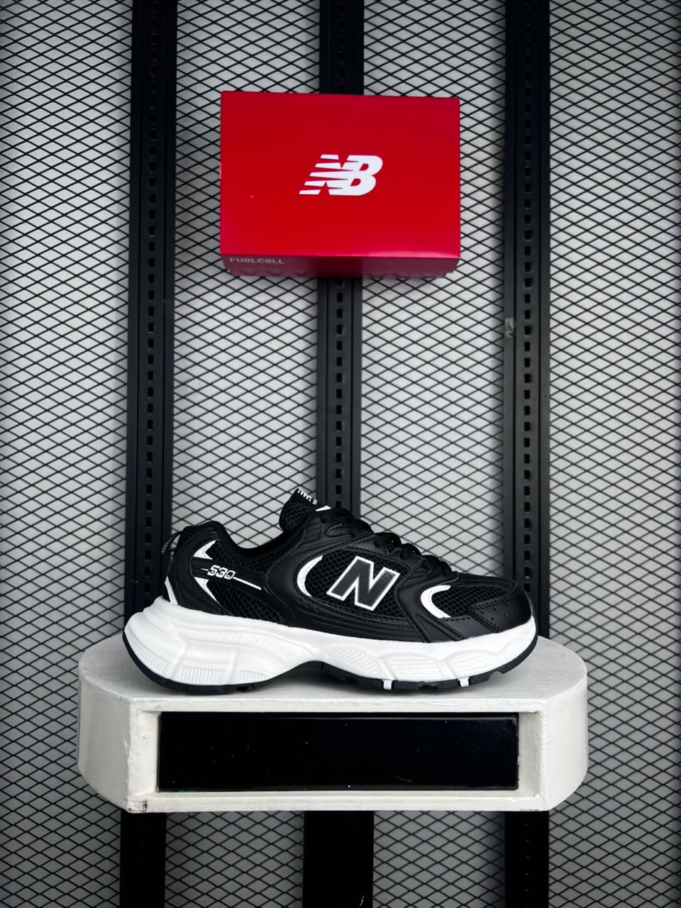 NB Sneakers